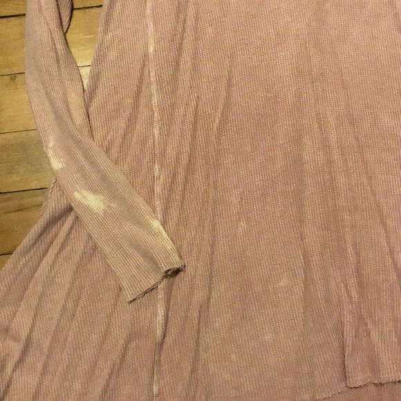 SALE : Blush Pink Knit Tunic Blouse in medium - Picture 4 of 5